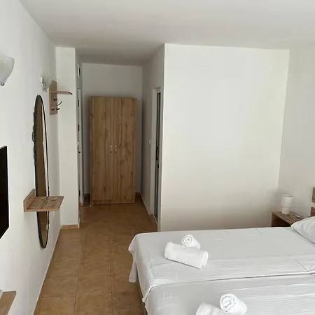 Casa Ξενοδοχείο *